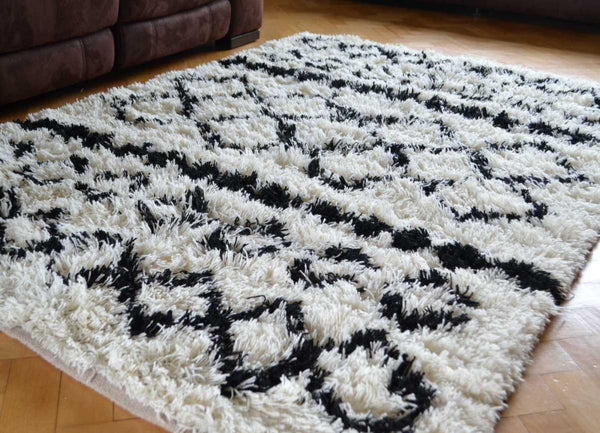 Shaggy Wool Rug 140cm x 200cm High Pile Black Cream Hand Woven Tufted Carpet - DesignsEmporium